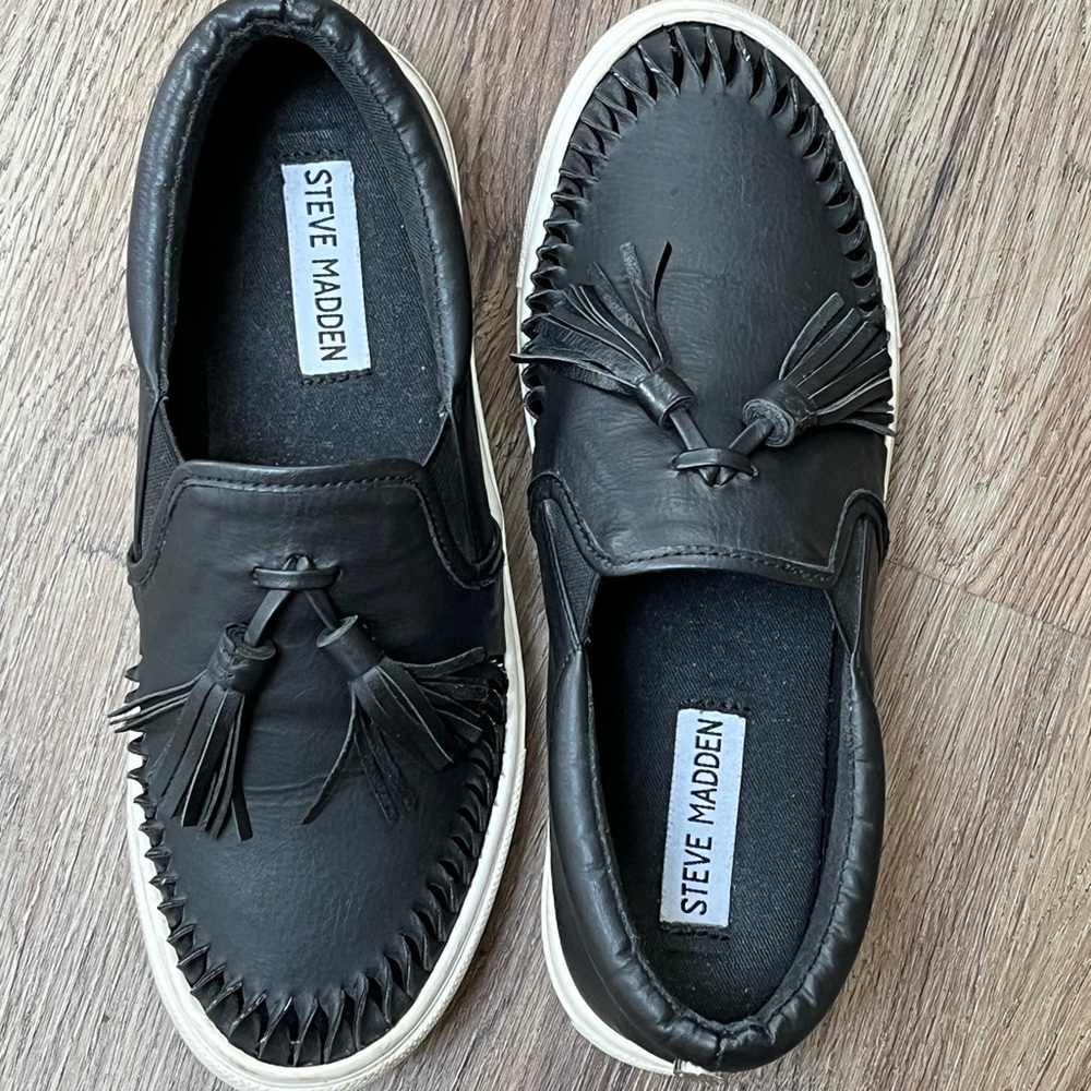 Steve Madden Ellery slip on sneaker